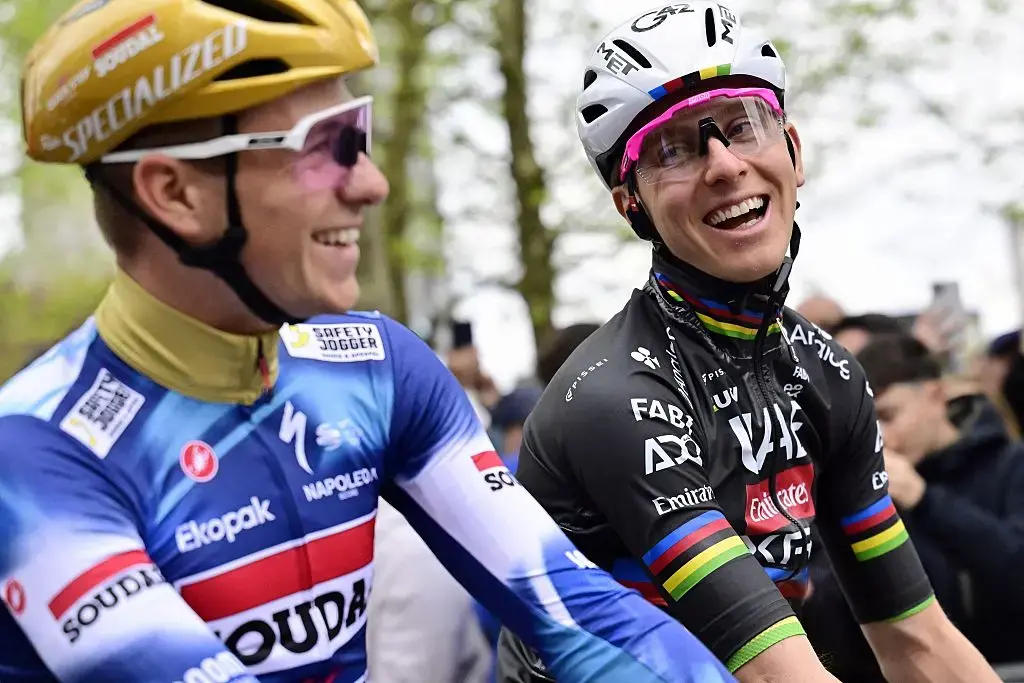 Remco Evenepoel y Tadej Pogacar