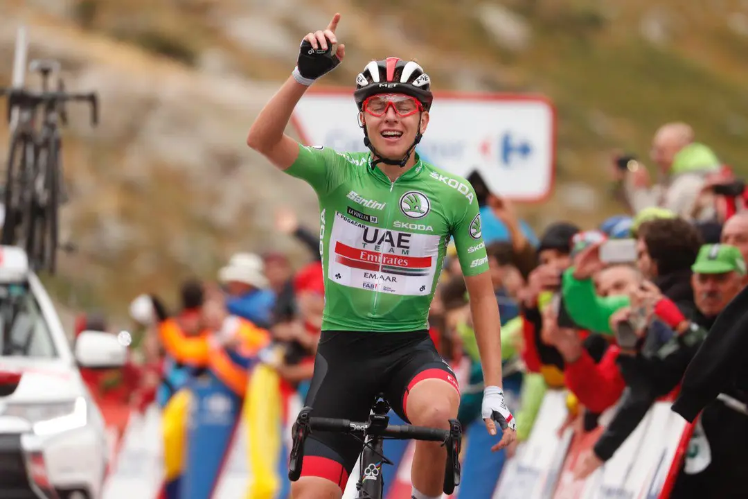 Tadej Pogacar gana una etapa en la Vuelta a Espa&ntilde;a en 2019