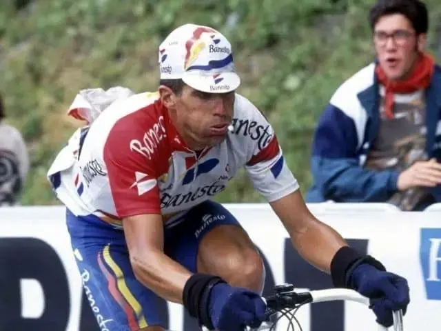 Miguel Indur&aacute;in