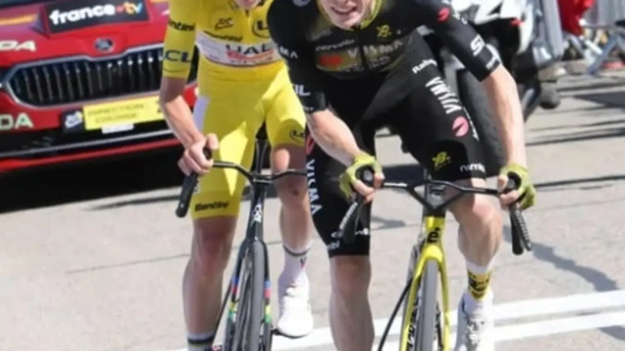 Jonas Vingegaard y Tadej Pogacar