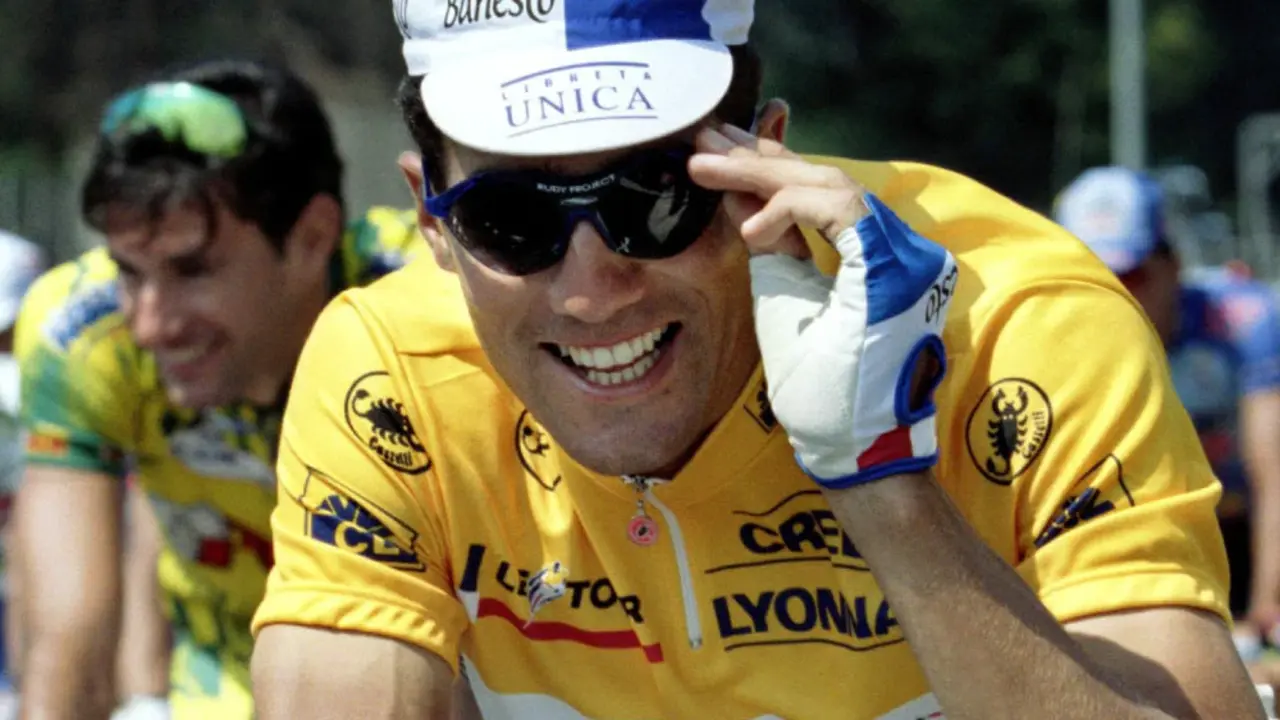 Miguel Indur&aacute;in