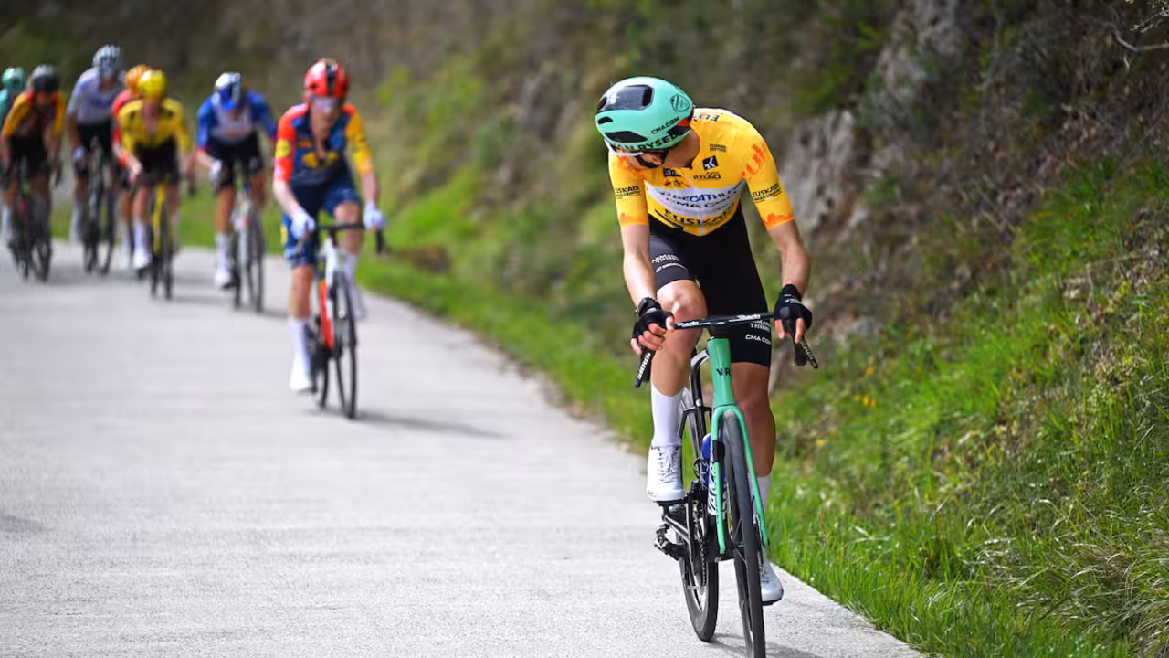 Paul Seixas atacan en la Itzulia