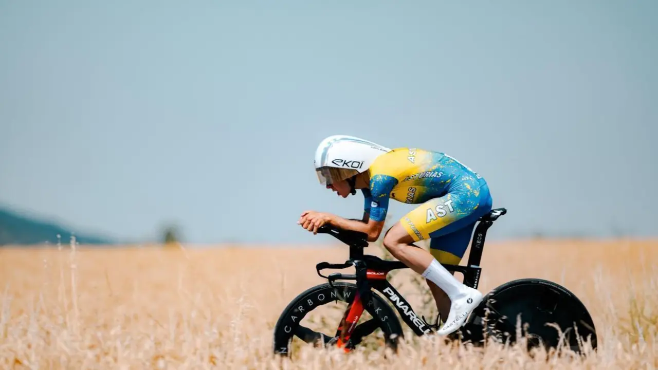 Benjam&iacute;n Noval rodando en el Campeonato de Espa&ntilde;a Junior Contrarreloj