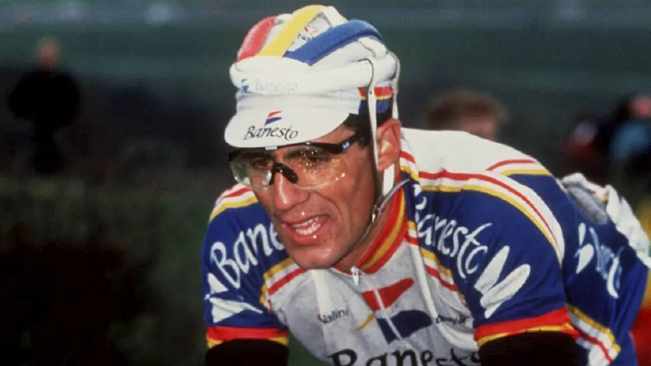 Miguel Indur&aacute;in
