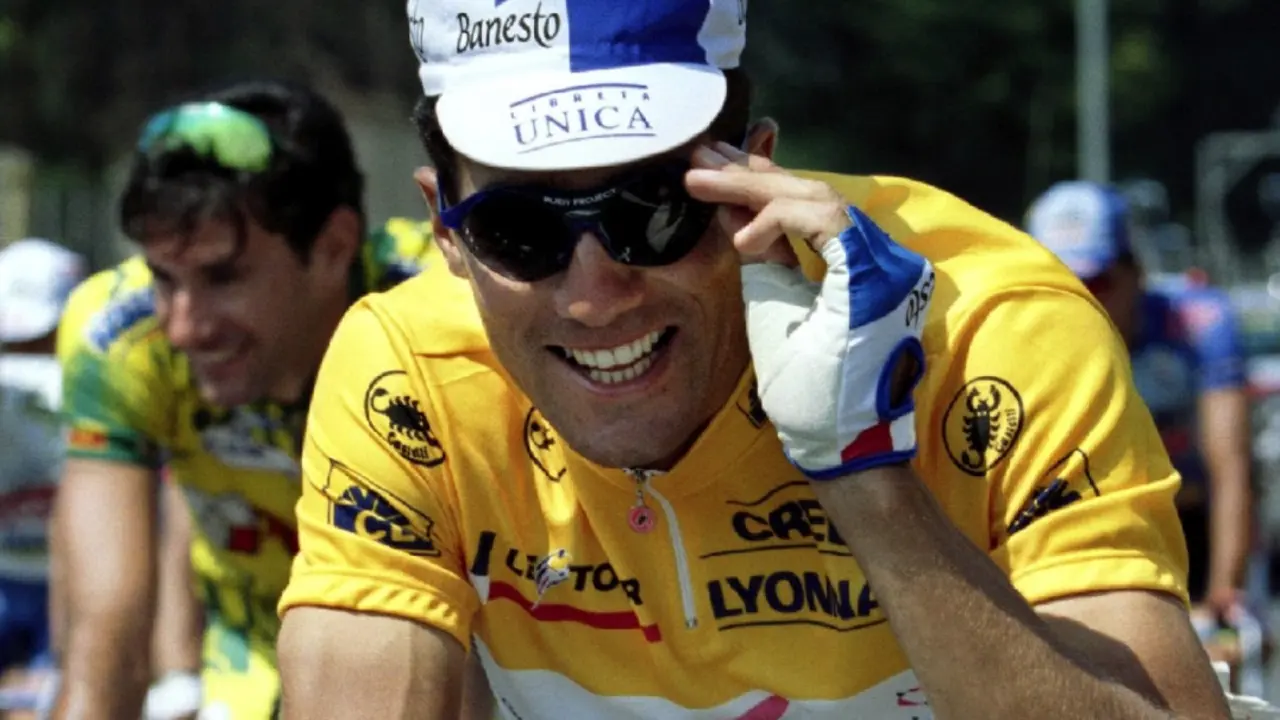 Miguel Indur&aacute;in