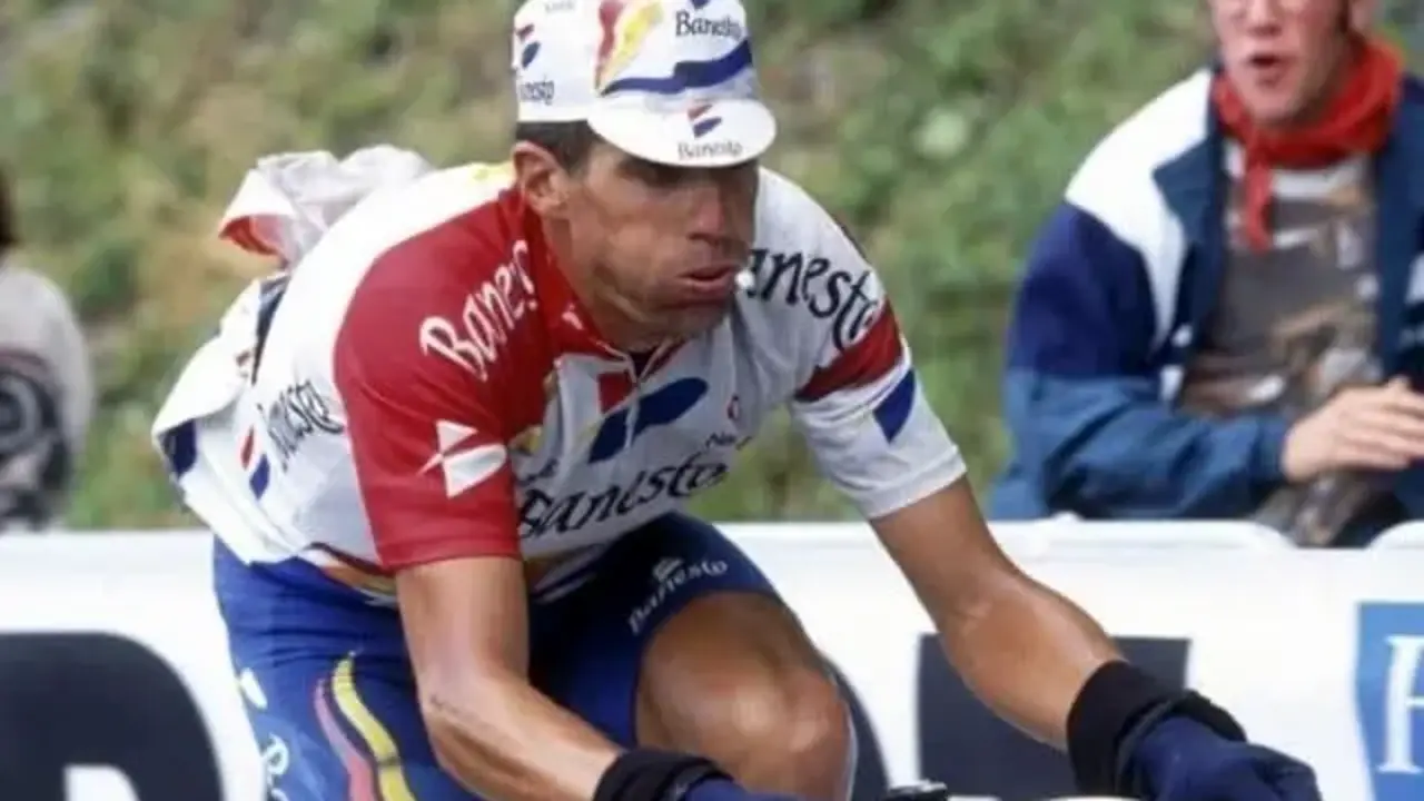 Miguel Indur&aacute;in