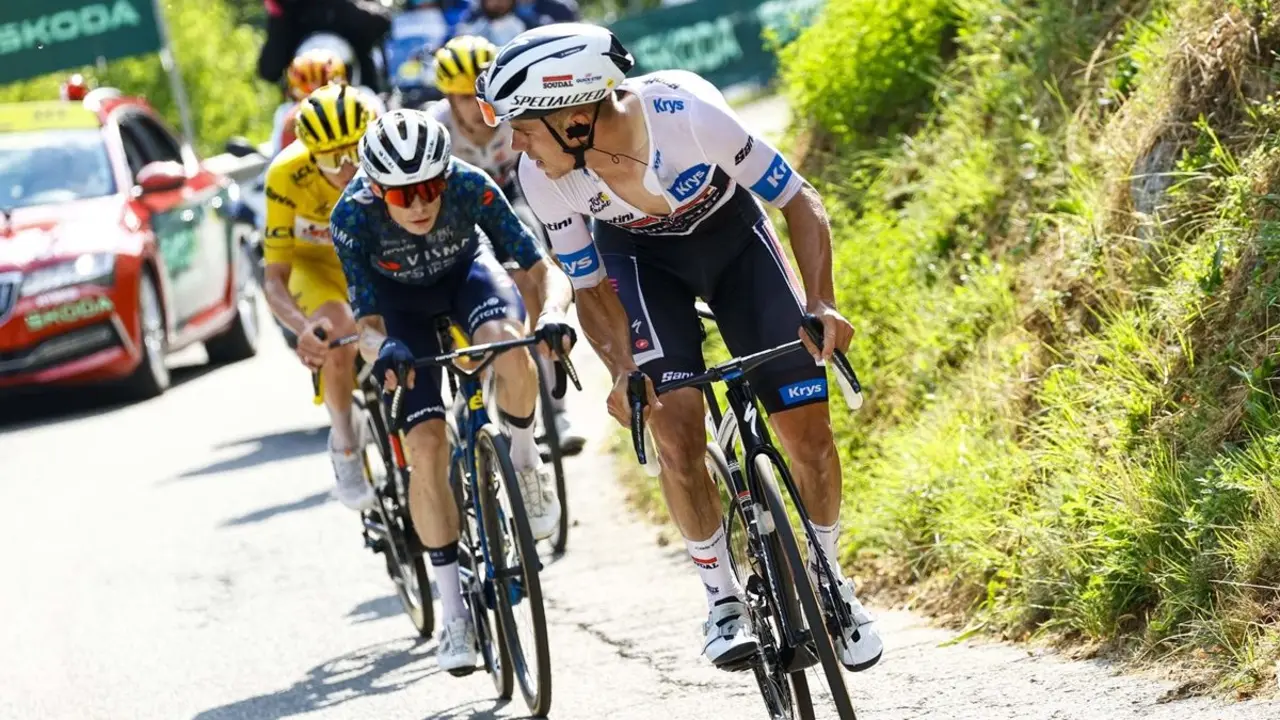 Remco Evenepoel, Jonas Vingegaard y Tadej Pogacar