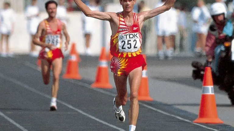 Abel Ant&oacute;n se proclama campe&oacute;n del mundo de marat&oacute;n